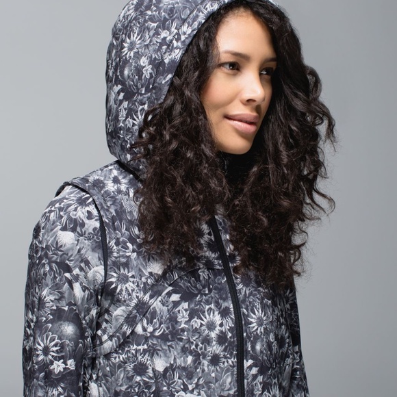 Lululemon Bring Back The Track Jacket - Picture 5 of 11